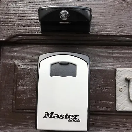 Konukevi 1912 - Blue - Old Town Locarno