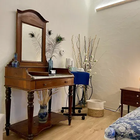 1912 - Blue - Old Town 3* Locarno