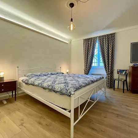 1912 - Blue - Old Town 3*