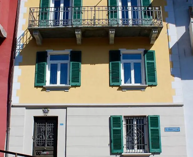 1912 - Blue - Old Town 洛迦诺