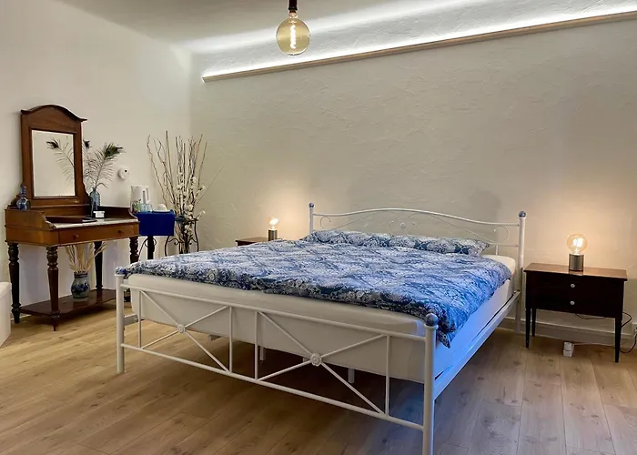 1912 - Blue - Old Town 招待所 3*